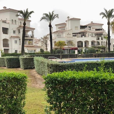 VILLA LIFE . Precioso Bajo frente Piscina Sucina Exterior foto