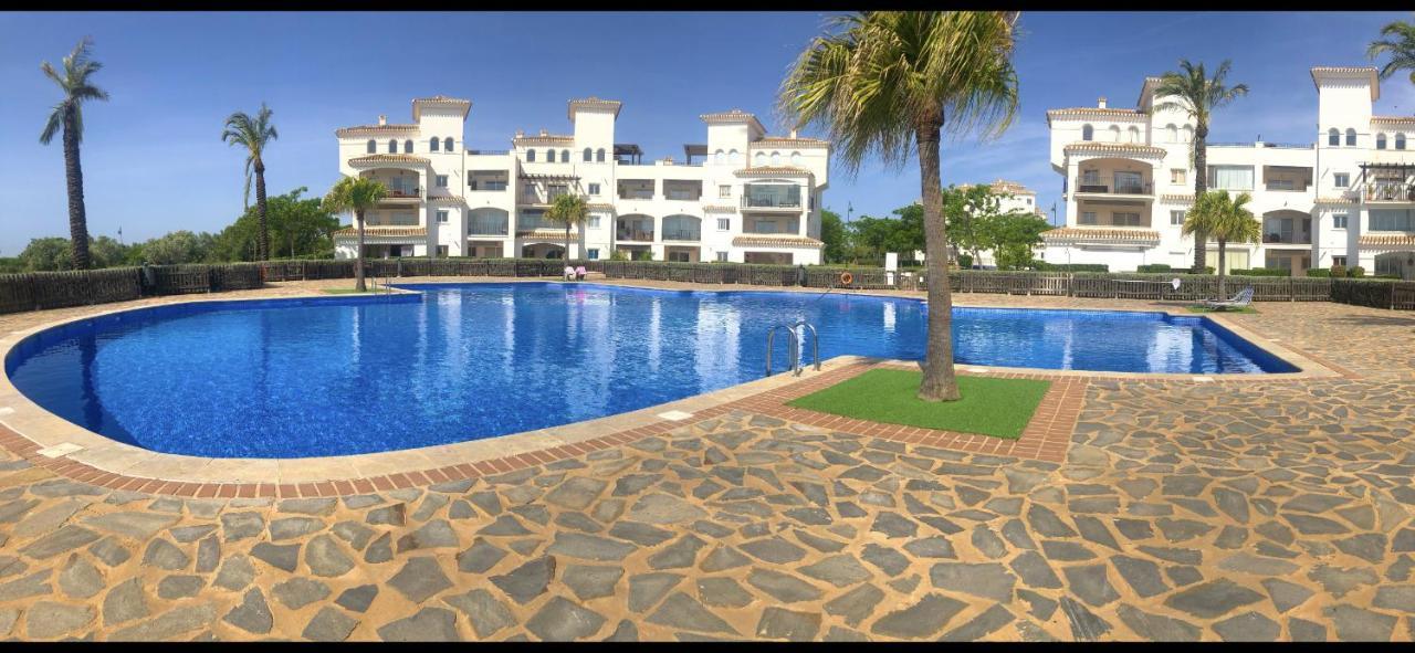 VILLA LIFE . Precioso Bajo frente Piscina Sucina Exterior foto